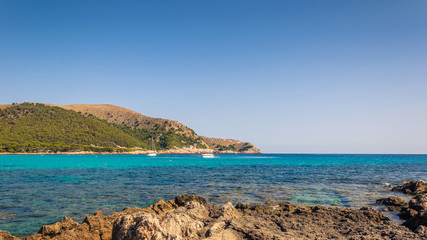 Mer et côte rocailleuse à Majorque