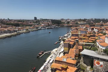 Selbstklebende Fototapete Stadt am Wasser Panorama of the Douro estuary and the city of Porto