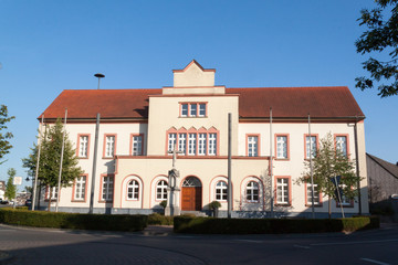 Fototapeta na wymiar Altes Rathaus in Ratheim