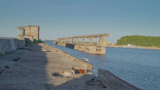 18912_The_abandoned_submarine_base_in_Hara_Estonia.mov