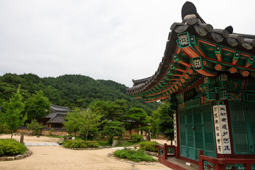 Fototapeta premium Confucianist Village of korea tile-roofed house
