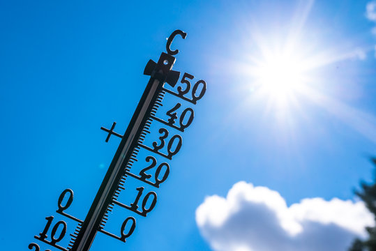 Hitzewelle Thermometer Sonne