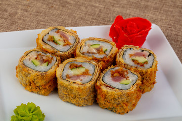 Tempura roll with tuna