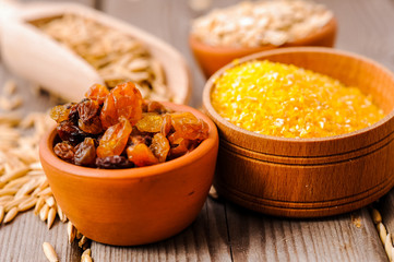 Dry oat flakes oatmeal