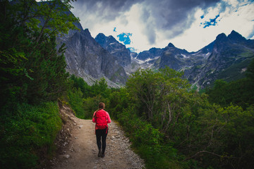 Fototapeta na wymiar Woman hike in mountains