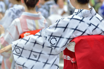 夏の風物詩　盆踊り