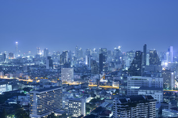 Fototapeta na wymiar Bangkok skyscraper at night.