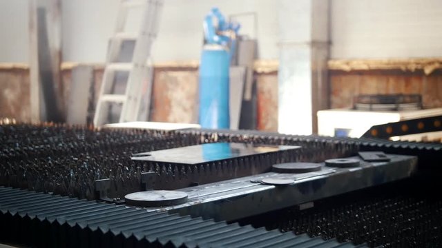 The device on which the iron sheet rides, production
