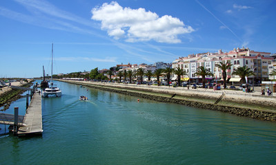 Fototapeta premium port de Lago