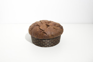 panettone artigianale in una pasticceria
