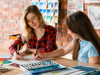 Naklejka premium painting lessons and art classes. learning to draw. skill improvement and watercolor technique mastering. teacher and student communication.