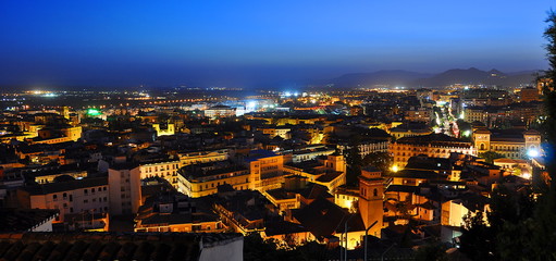 Naklejka premium Night view of Granada, Spain
