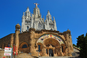 Fototapeta na wymiar Tibidabo Cathedral, Barcelona, Spain