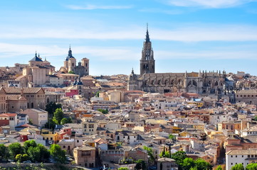 Fototapeta na wymiar Toledo skyline and Toledo Cathedral, Spain
