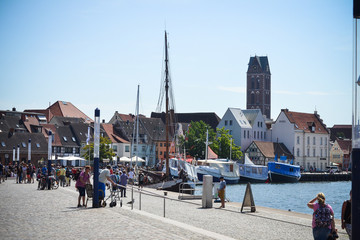Fototapeta na wymiar Wismar Hafen