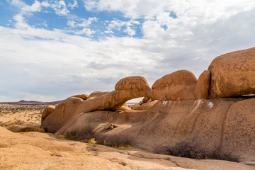 Spitzkoppe Arche rochers Namibie paysage