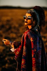 Afwasbaar Fotobehang Gypsy in zonnestralen