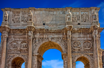 Obraz premium A Roman Gate