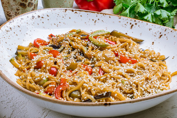 Udon noodles with chicken and vegetables