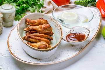 chicken wings in barbecue sauce