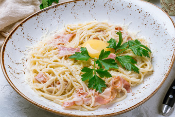 Spaghetti Carbonara with bacon