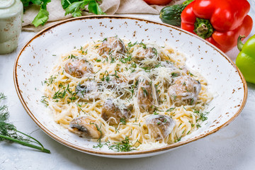 fettuccine with porcini mushrooms