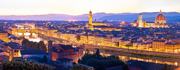 Fototapeta na wymiar Florence cityscape panoramic evening view
