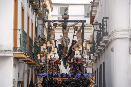 procesión de la hermandad de la carretería, semana santa de Sevilla