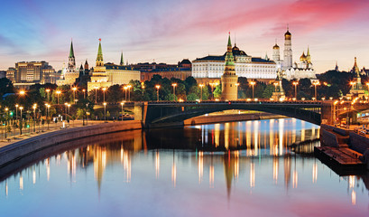 Moscow Kremlin and river in morning, Russia - obrazy, fototapety, plakaty