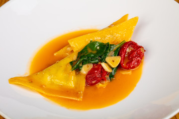 Ravioli with spinach