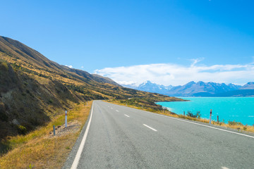 Obraz premium Road to Aoraki Mount Cook National park, South Island New Zealand