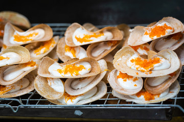 Khanom Buang, Thai snack