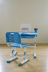 back to school, school desk