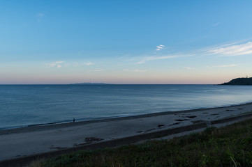 朝焼けの静かな海　瀬波海岸
