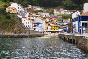 Fototapeta na wymiar The fishers town of cudillero, Asturias, Spain