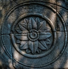 This stone flower will never  wither, it will always be beautiful as it is.