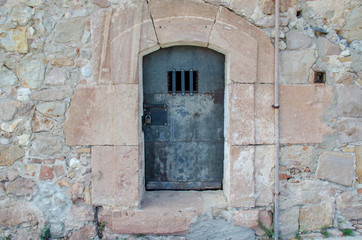 Gefängnistür