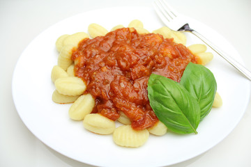 トマトソースのニョッキ