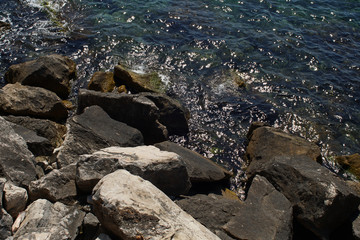 Rocky bay with giant boulders daytime