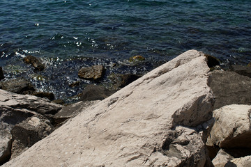 Rocky bay with giant boulders daytime
