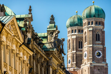 Obraz premium Famous Munich Cathedral - Liebfrauenkirche