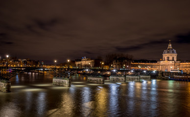 Fototapeta na wymiar Paris bei Nacht