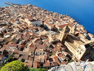 Cefalu in Sizilien gesehen von oben, Panorama Blick