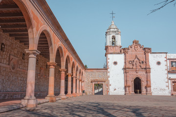 Beautiful colonial church at Cerro de la Bufa in Zacatecas, Mexico - obrazy, fototapety, plakaty