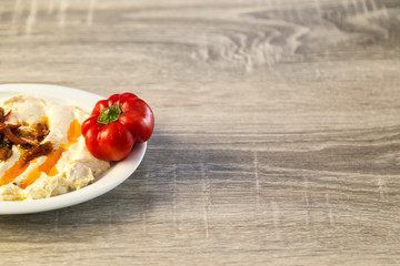 humus plate for restaurants and cafes