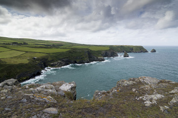 Steilküste in Cornwall