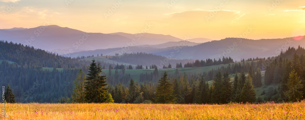 Wall mural autumn panoramic landscape