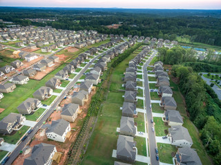 Obraz premium Aerial view of new condo in Southern United States