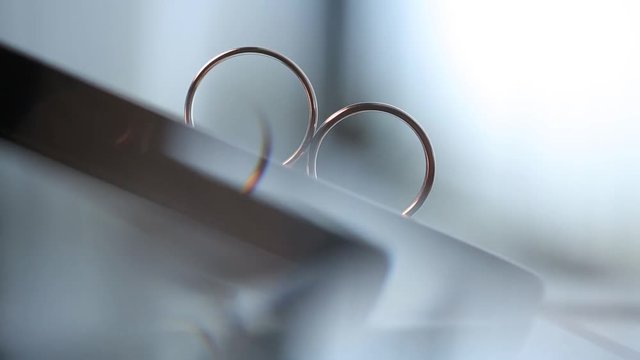 Gold Wedding Rings macro closeup shoot diamon Jewellery