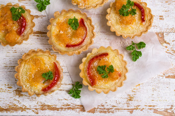 Tartlets with vegetables